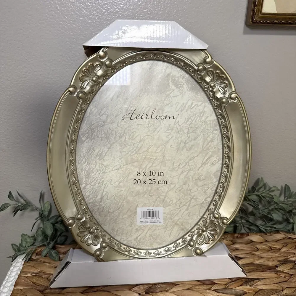 Decorel Heirloom 8x10 Oval Champagne Gold Picture Frame Floral Glass Front NOS